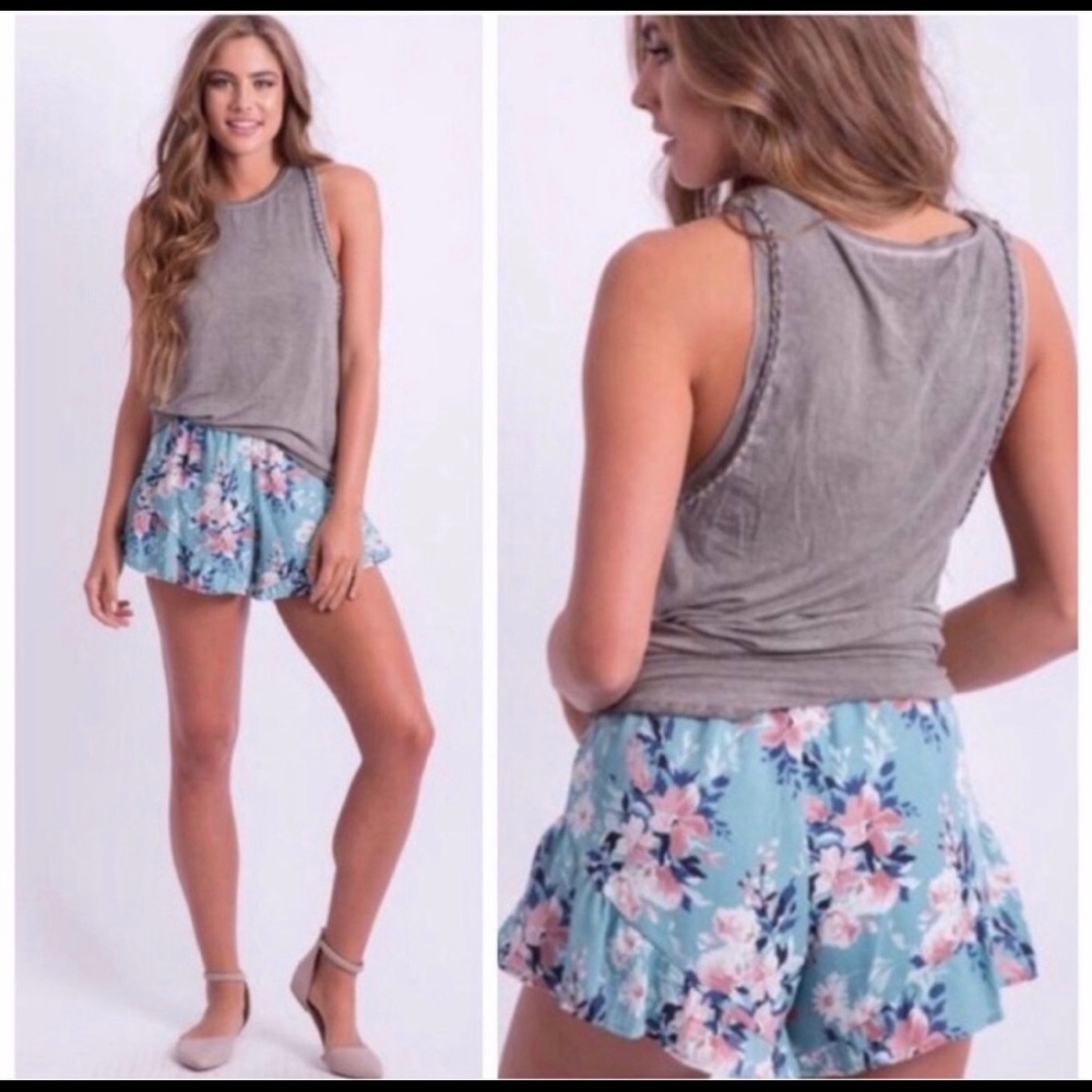 Blue ruffle floral shorts